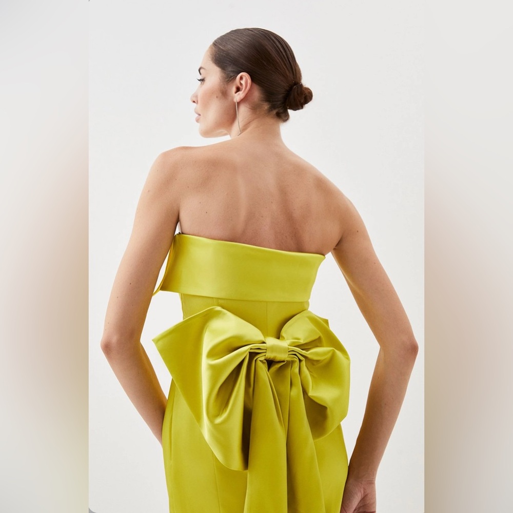Karen Millen Italian Satin Bandeau Structured Bow Detail Midi Dress. Size 8